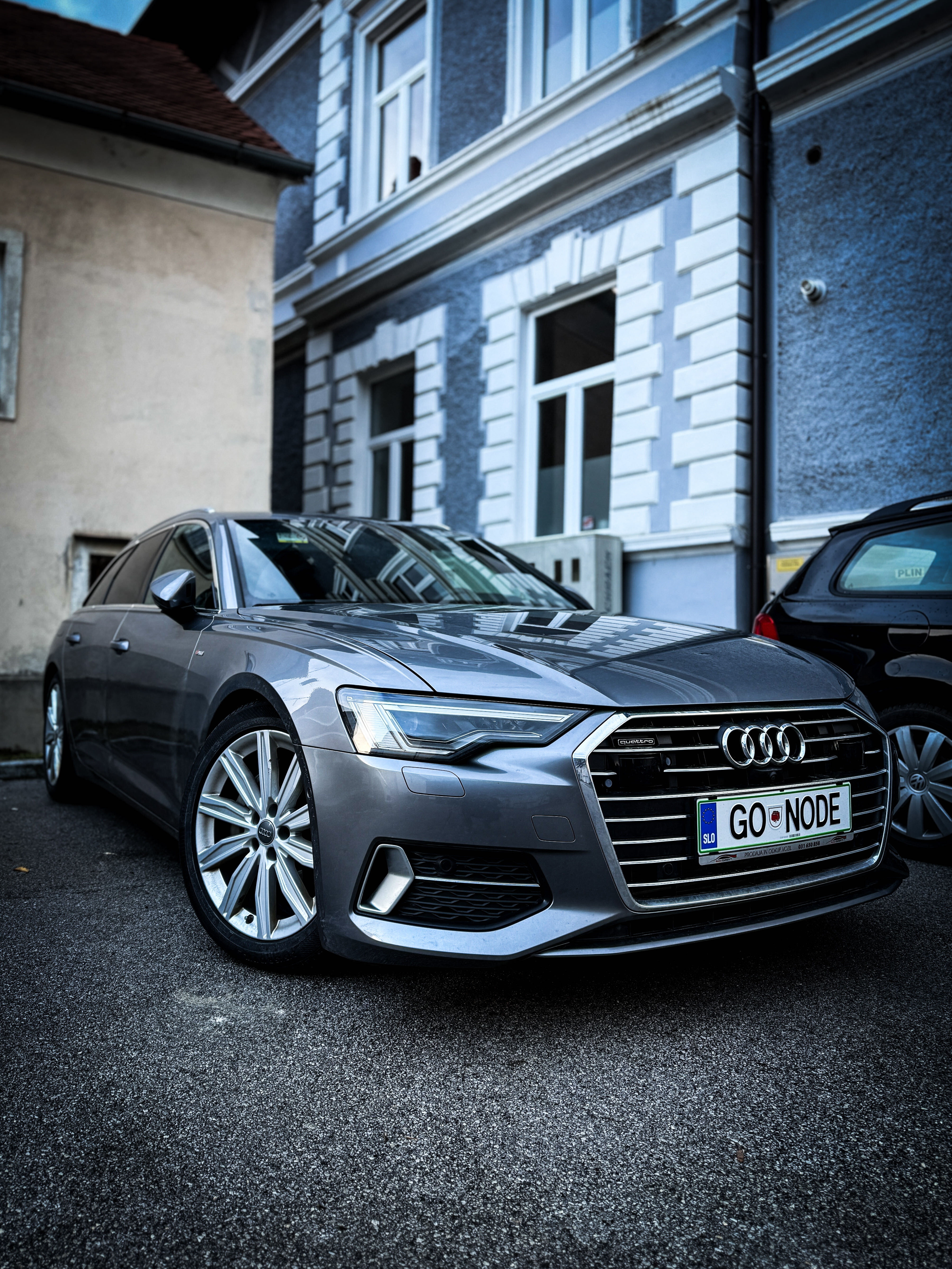 Marhi na sprehodu ob morju